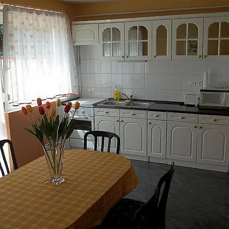 Groundfloor Vila